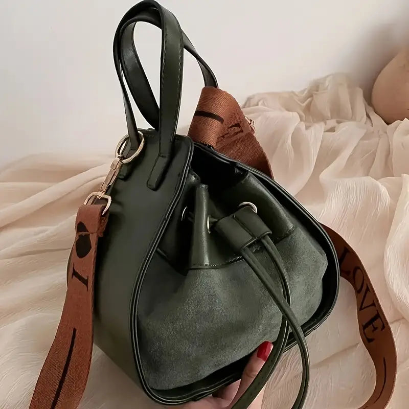 C - borsa mini secchiello con coulisse