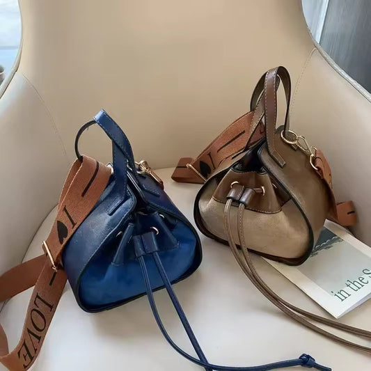 C - borsa mini secchiello con coulisse