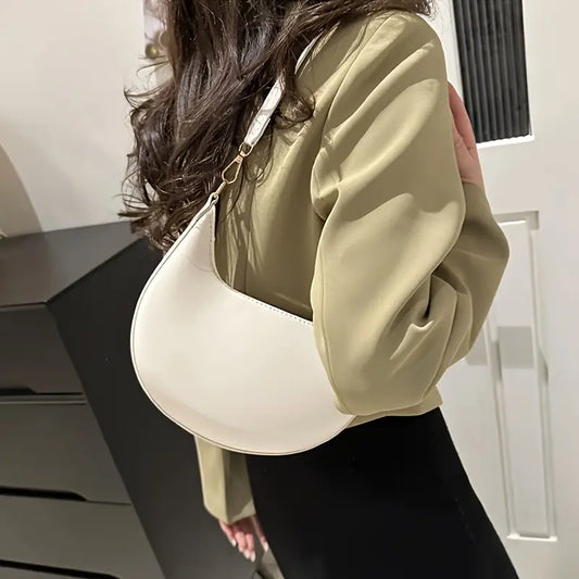 C - borsa elegante mezzaluna
